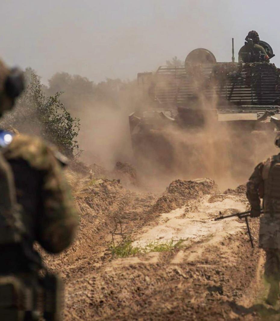    Социальные сети