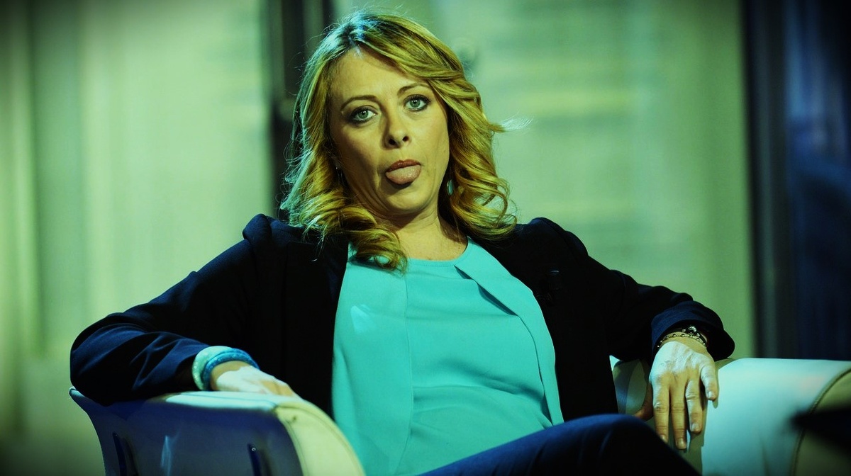 это не фотография Мелони,  кстати, это образ настроения статьи