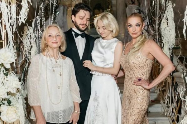    Свадьба дочери Анастасии Волочковой. Фото: 7days.ru