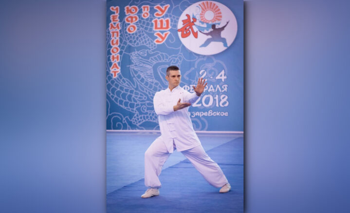    Фото со страниц Александра Антипова в соцсетях