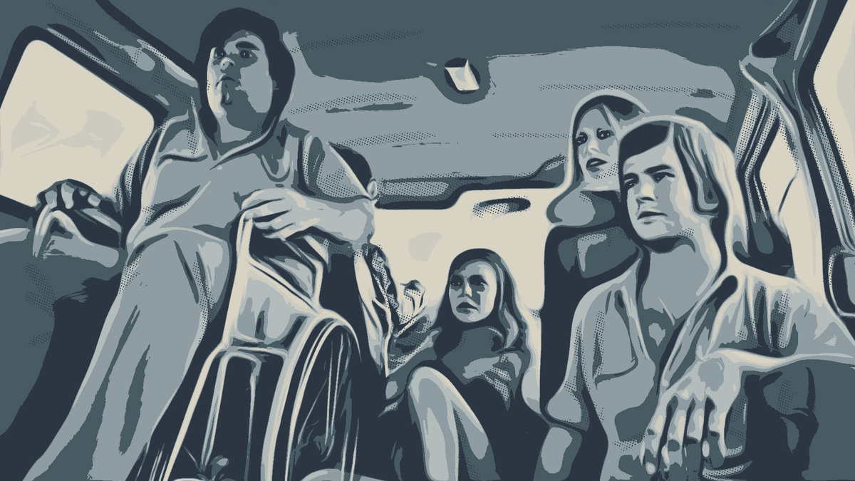 Для достижения подлинного напряжения на съемках режиссер разделил актеров на две группы -подростков и семью Сойер - во время обедов и ужинов. Он также попросил некоторых не мыться, чтобы усилить неприятный запах, который усугублялся невыносимой жарой в доме.