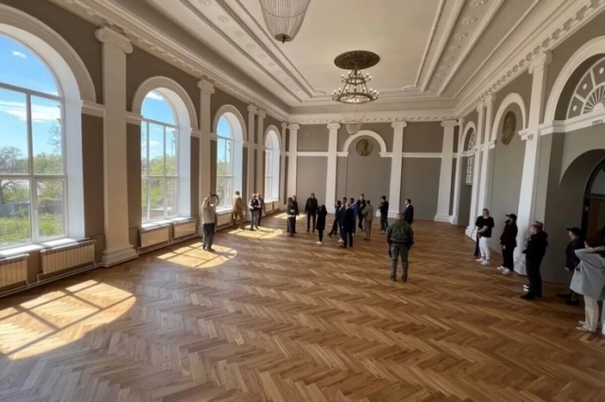    Дрозденко оценил восстановленные Ленобластью объекты в Мариуполе