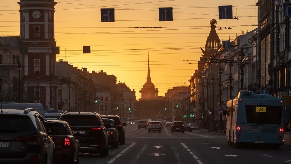    Перспектива Невского проспекта на закате. Автор фото: Тихонов Михаил/"ДП"