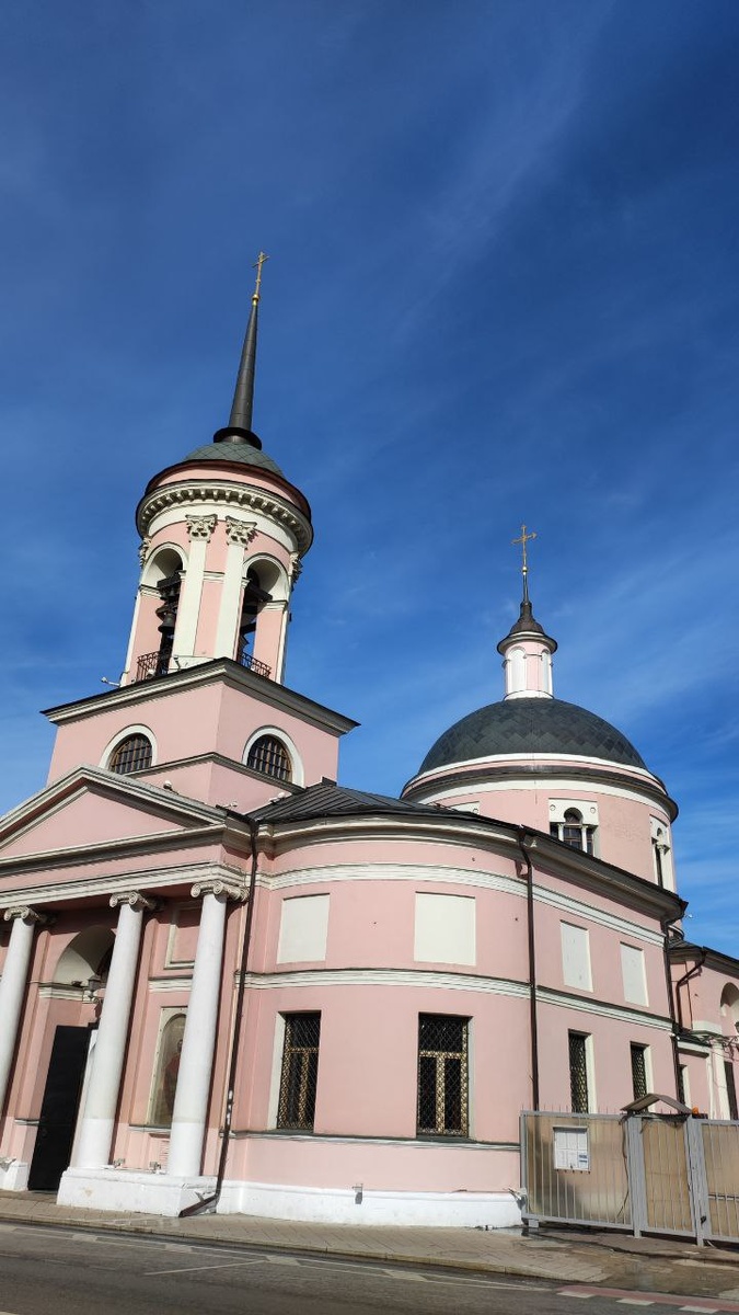 Храм Иверской иконы Божьей матери