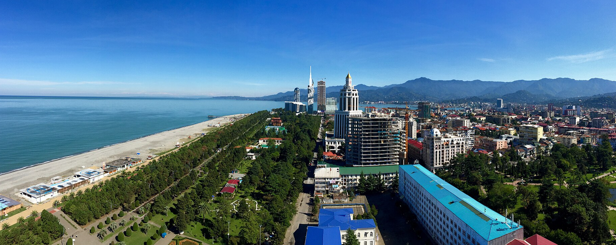 Батуми, Грузия. Фото из открытых источников