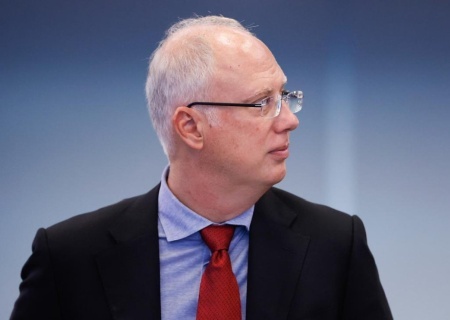    Сестра Кирилла Дмитриева недавно посетила Украину по американскому паспорту