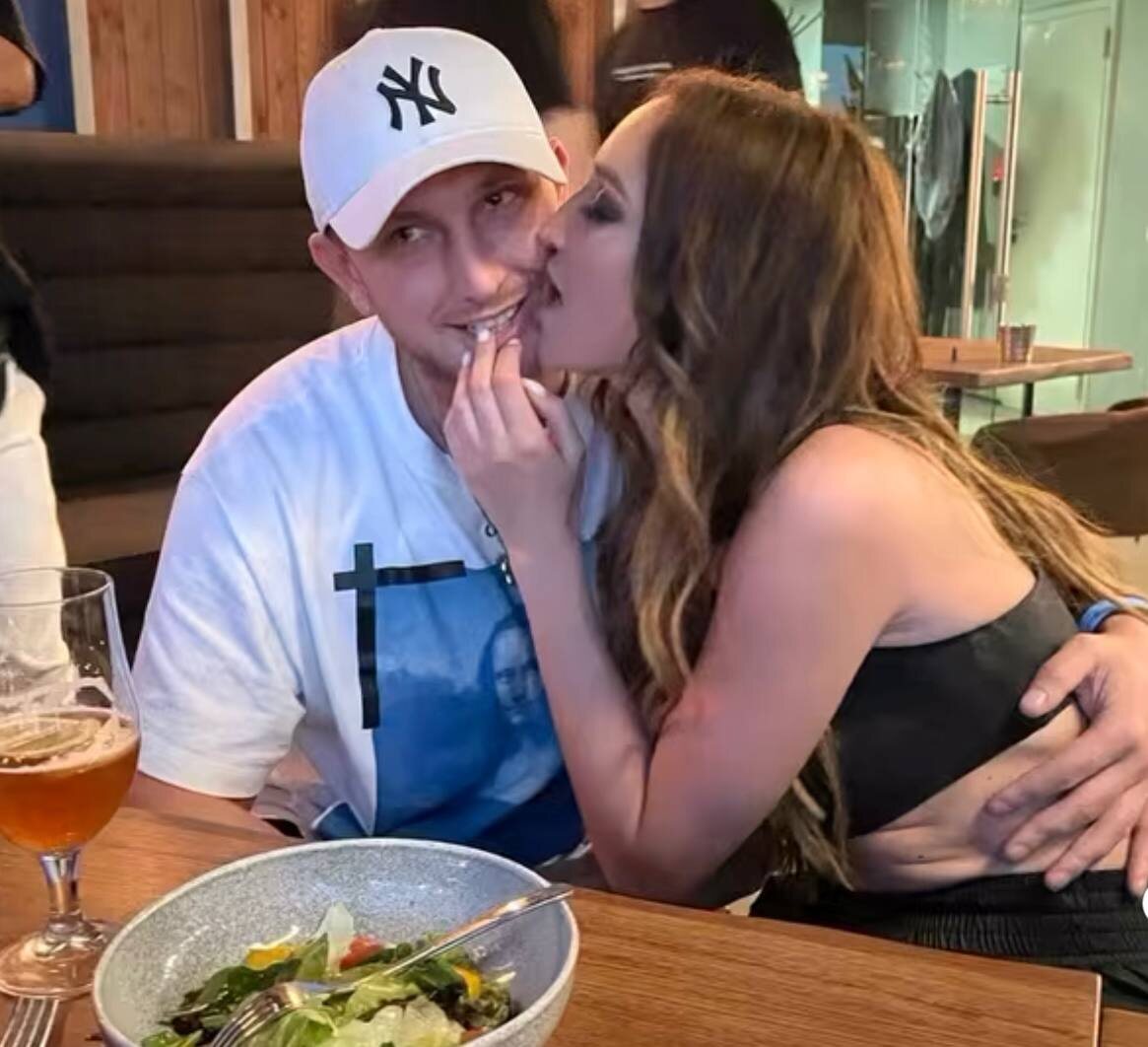 Ольга Бузова и Радий Лебедев. Социальные сети