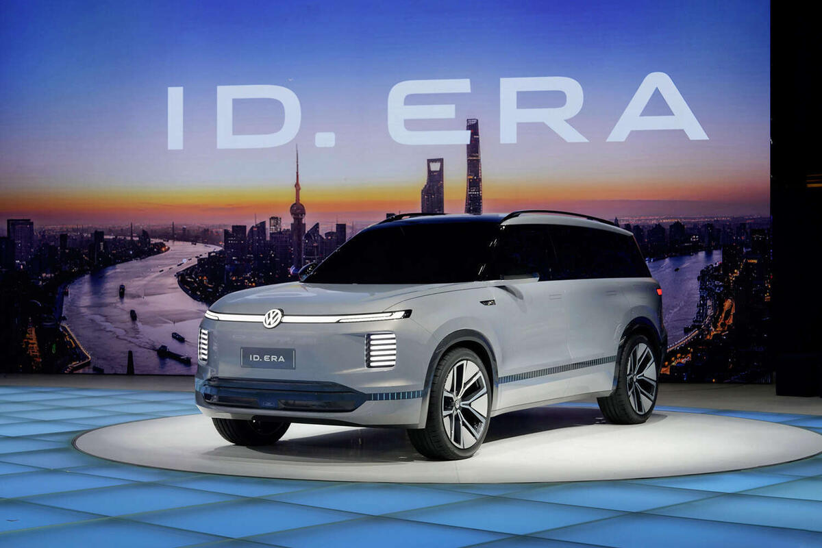 Полноразмерный кроссовер ERA 