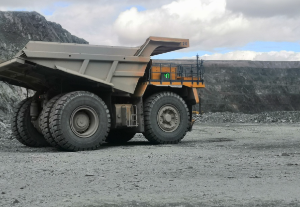 Фото читателя "Юрий Стрелец".  Грузим строго по весу.