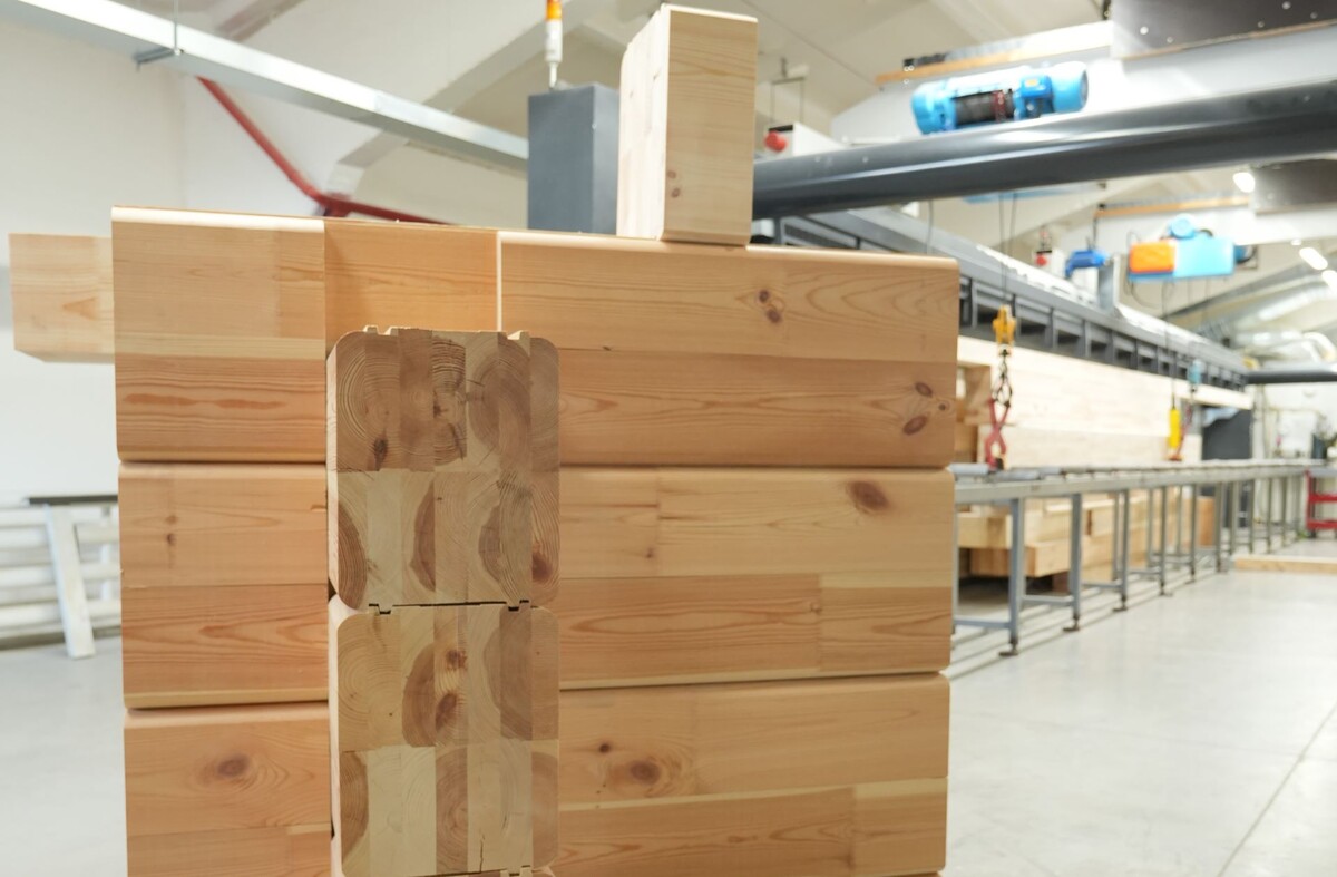 Клееный брус из кедра