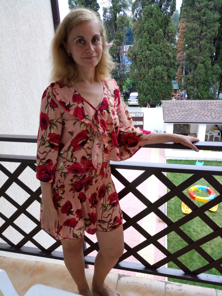 Фото автора. В отеле Анна. Пицунда.