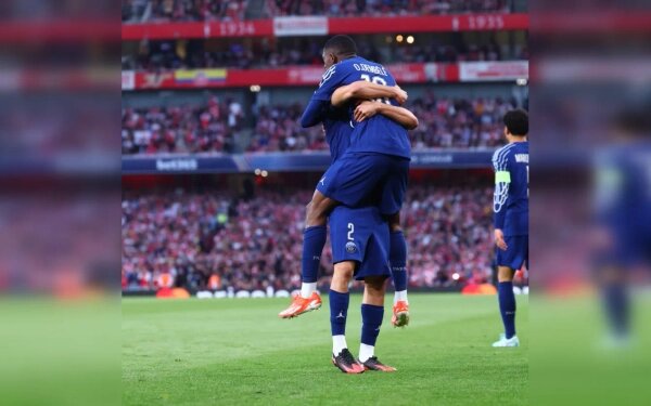 ПСЖ обыграл «Арсенал» в первом полуфинале Лиги чемпионов. Обложка © X / Paris Saint-Germain