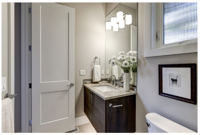 Распространенные мифы о перепланировке туалета