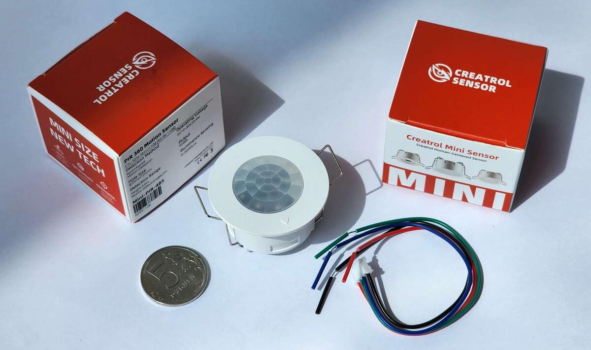 Датчик с комплектом проводов, монетка для масштаба