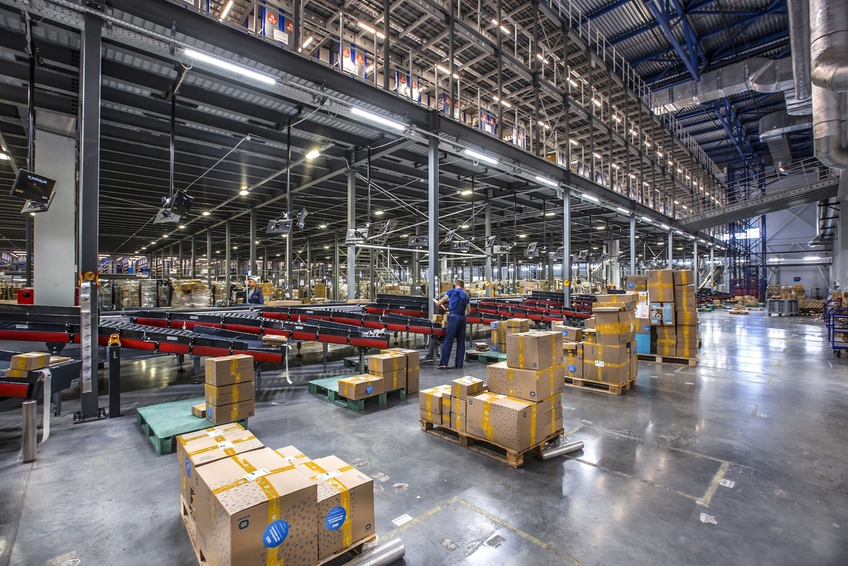 Типичный склад Озон