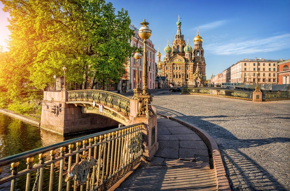 Санкт-Петербург. Фото с сайта https://www.pinterest.com/pin/saint-petersburg-the-emperors-city--697072848551989166/. Взято с Яндекс.Rfhnbyrb