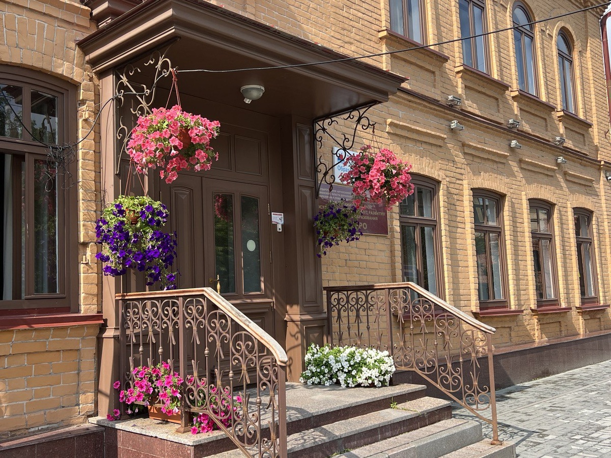 Фото автора канала Дом с кипарисами