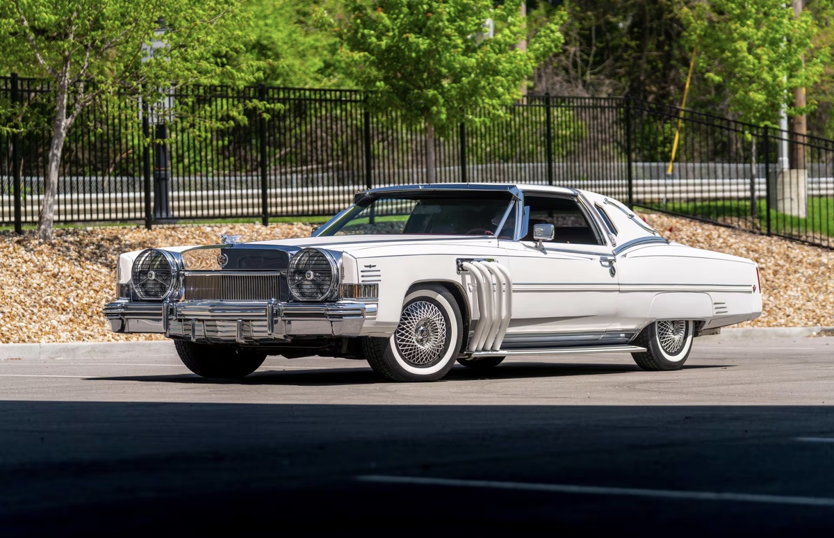 Cadillac Eldorado Custom 1974 - 20 000 - 30 000 долларов
