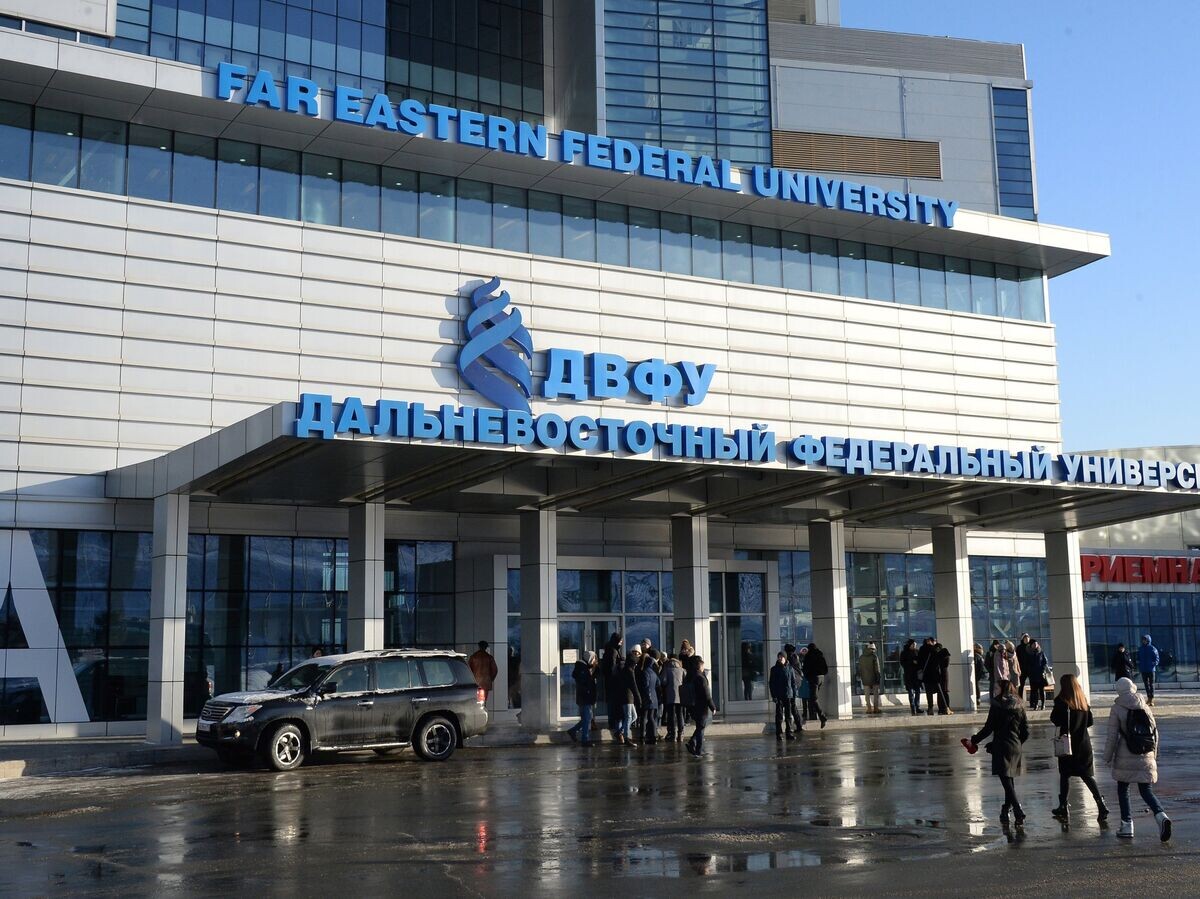    Здание Дальневосточного федерального университета на острове Русский во Владивостоке© РИА Новости / Виталий Аньков