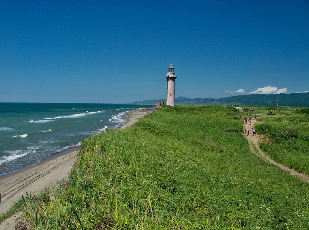 Берег до мыса Слепиковского