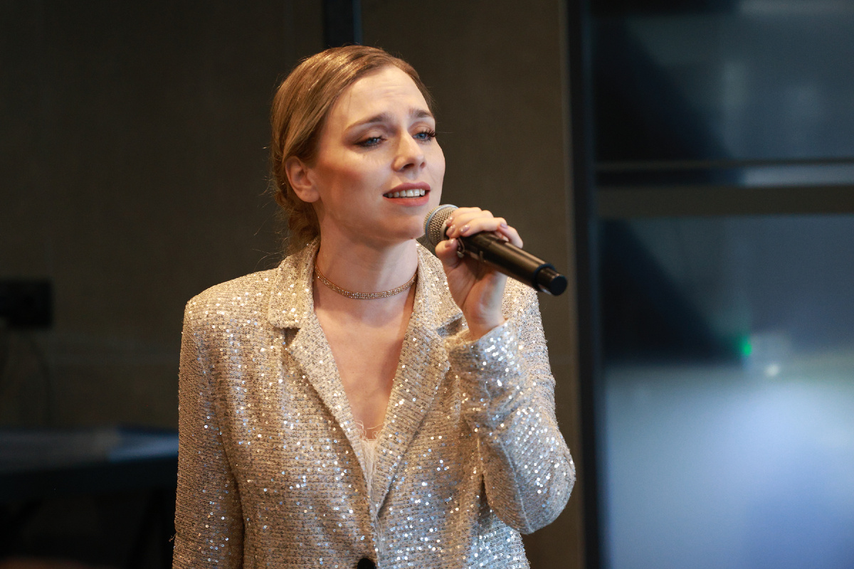 артистка Алтайского музыкального театра Мария Евтеева