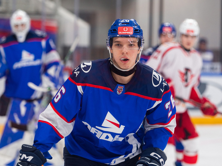     Матвей Кривоножкин. Фото: Андрей Холмов/ХК "Лада"