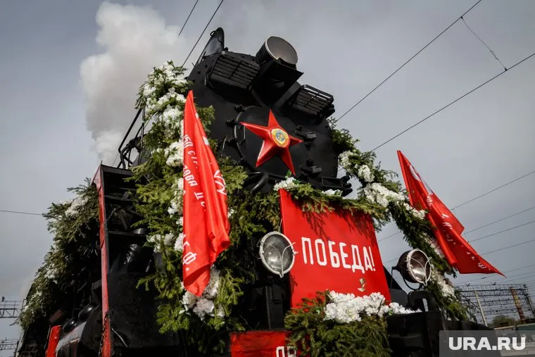  На маршруте ретросостава 19 станций
Фото: Илья Московец © URA.RU