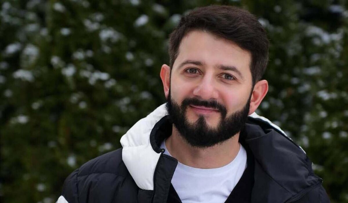     Михаил Галустян объявил о разводе после 18 лет брака