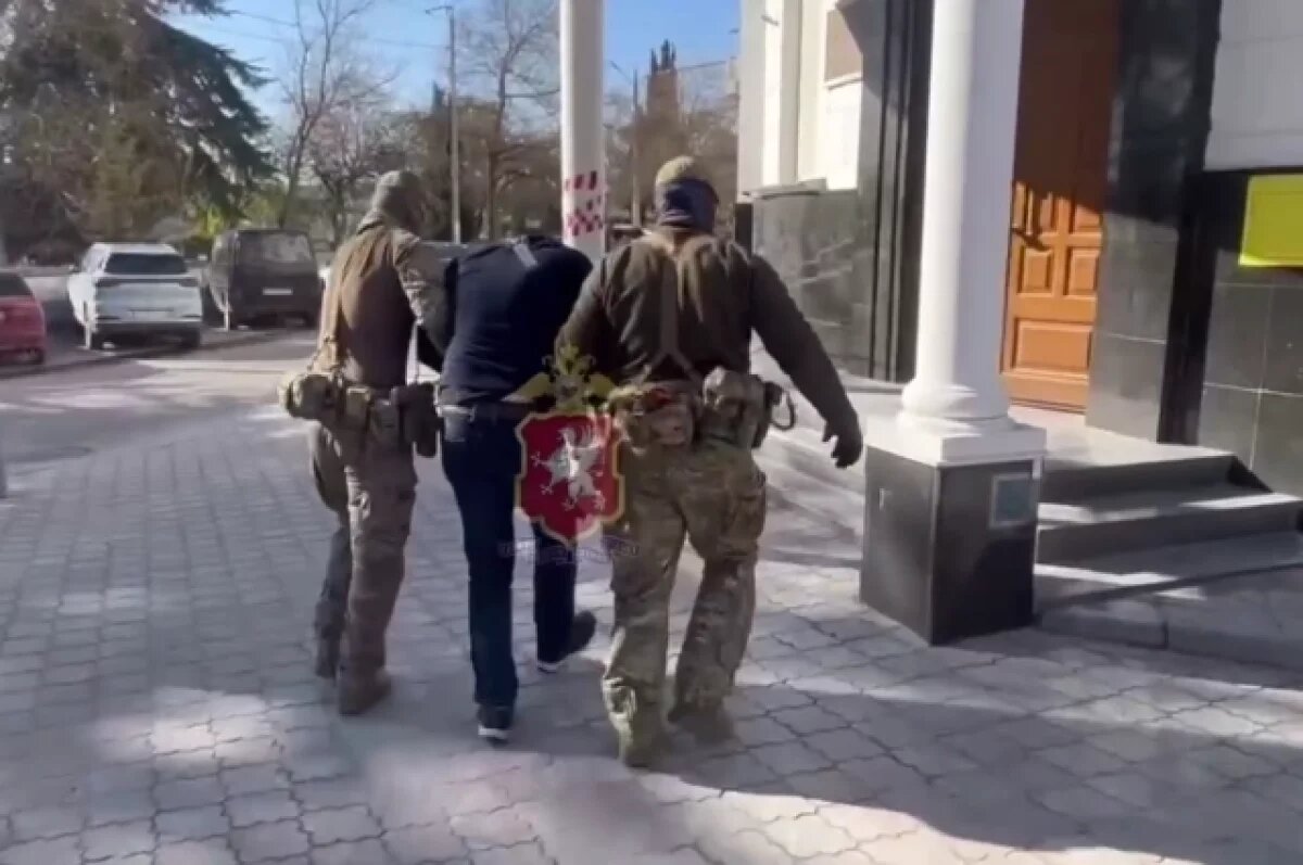    Жителя Севастополя задержали за поддержку ВСУ в соцсетях