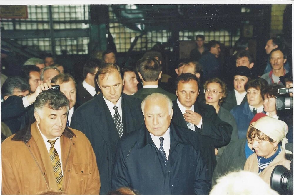    Наш вице-премьер. В день 85-летия в Оренбуржье вспоминают Александра Заверюху Белов Михаил Александрович