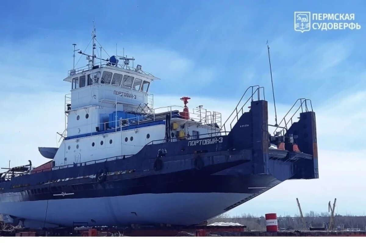    Пермская судоверфь вернула на воду после ремонта буксир-ледокол Портовый-3