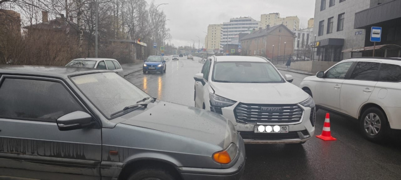    Два человека пострадали в аварии в ПетрозаводскеГАИ Петрозаводска