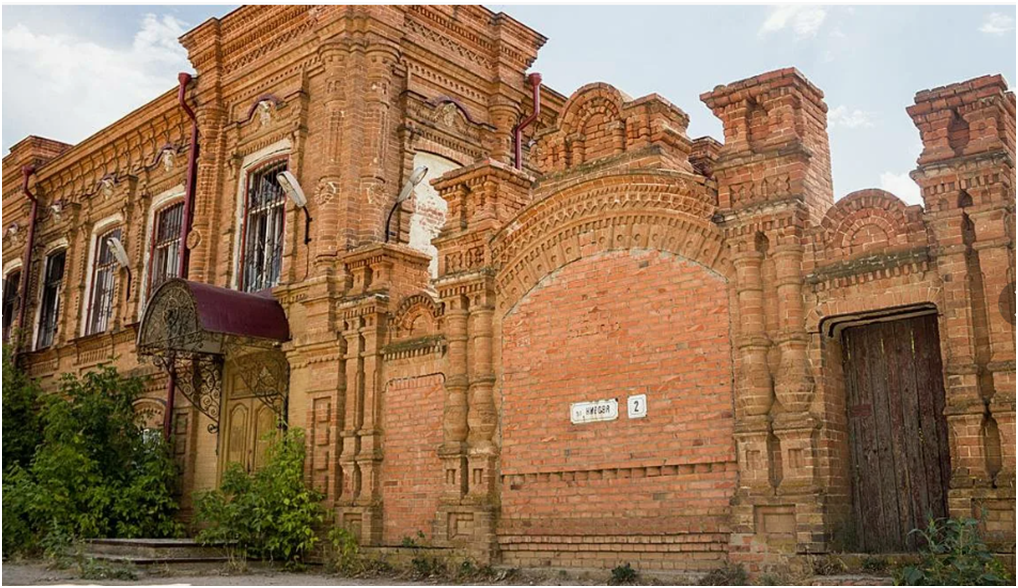 Больше всего меня впечатлил вот этот дом.