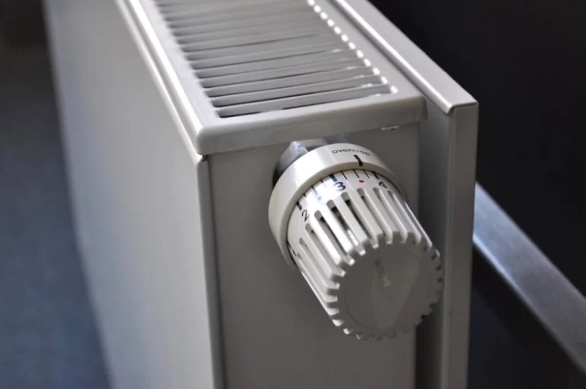    В Твери продолжают включать отопление в жилых домах