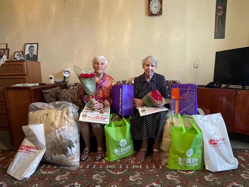    Подарки от партнёров акции. Фото: АиФ в Твери.