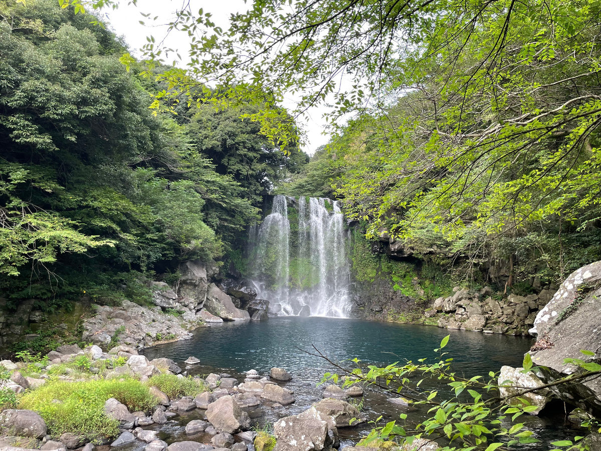 Один из уровней водопада Чходжеен