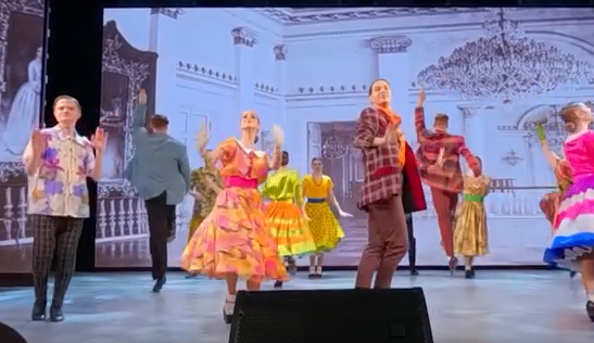     В Норильске отгремел концерт ансамбля спортивного бального танца «Болеро»