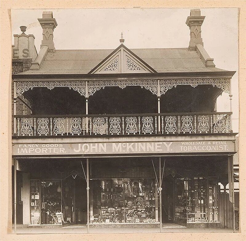 Оригинальный магазин McKinney's на улице Ратвен, Тувумба. Предоставлено архивом семьи МакКинни.