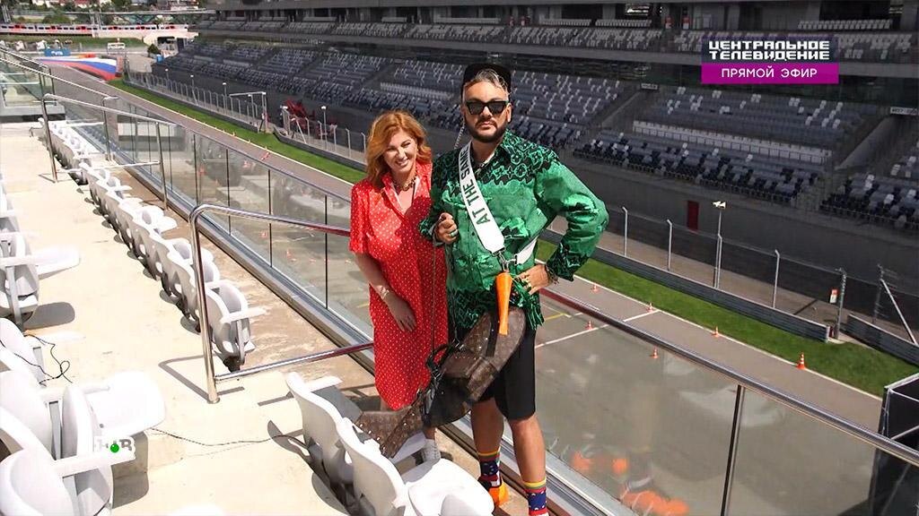    Киркоров показал таинственную незнакомку, с которой отдыхает в Сочи