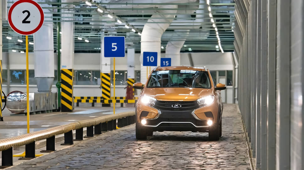    По заказу АвтоВАЗа инженерная школа ТГУ усовершенствует технологические процессы на производстве.