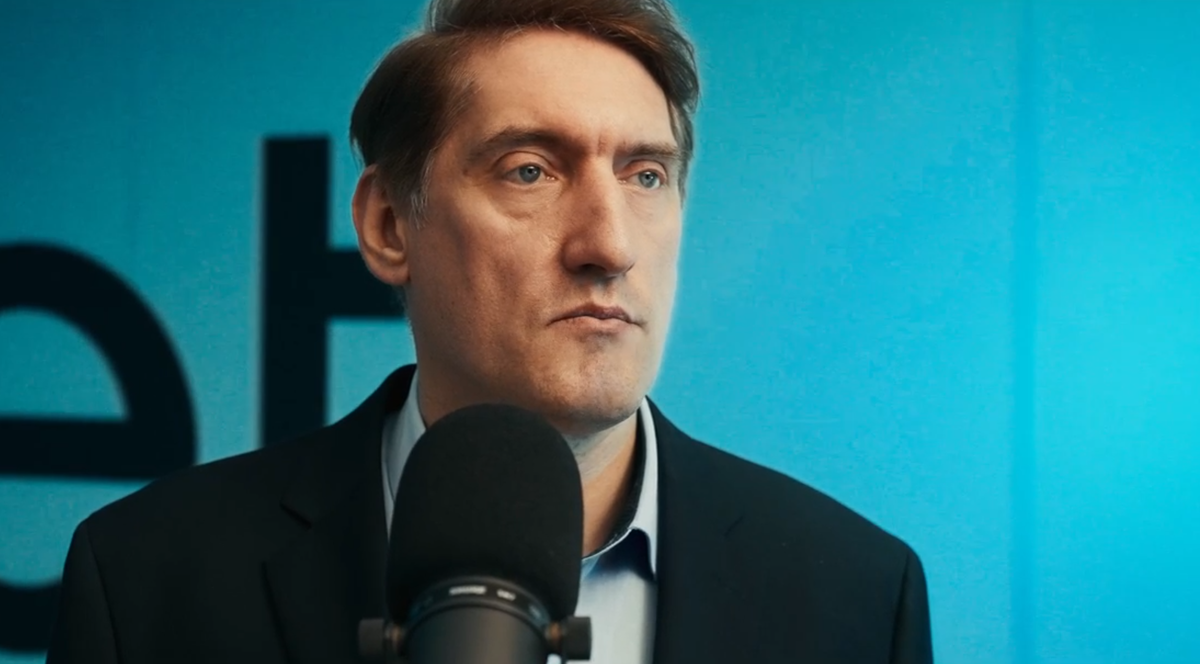 Андрей Корниенко на записи песни 