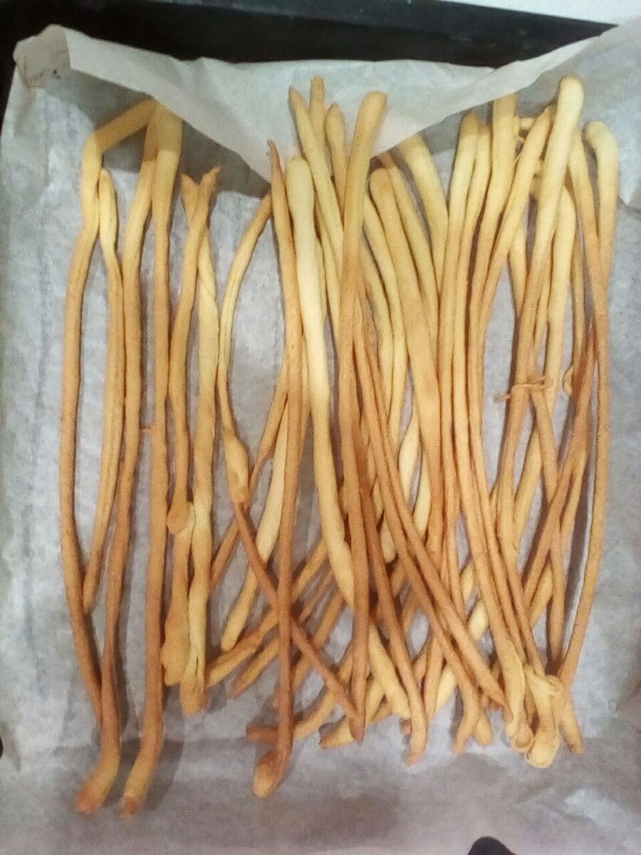 Гриссини из такой муки имеют необычный вкус