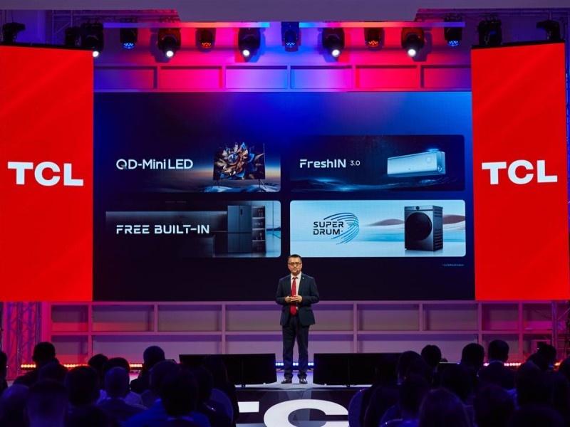    TCL привезла в Россию 115-дюймовый телевизор и новую бытовую технику