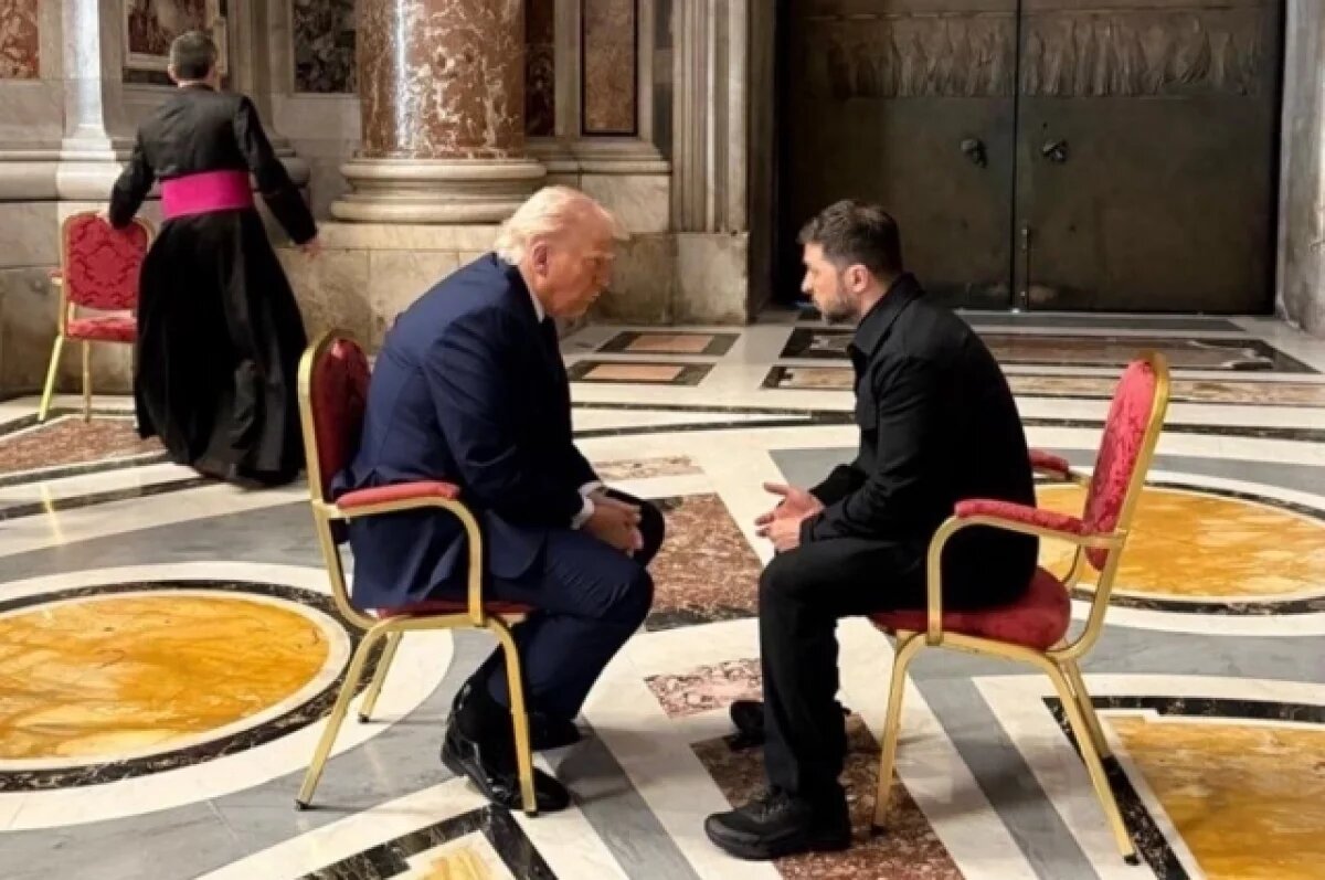    Axios: в Ватикане Трамп призвал Зеленского подписать соглашение о недрах