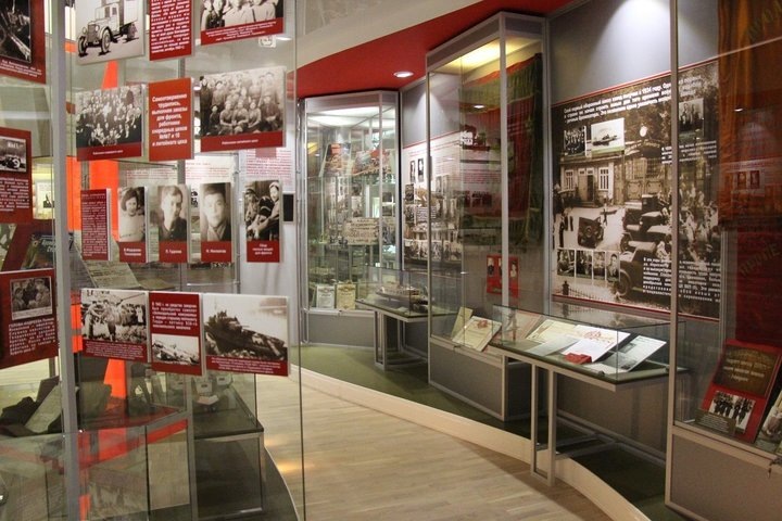 Зеленодольский судостроительный завод, основанный в 1895 году, до 1941 года выпускал сухогрузные баржи, речные колесные буксиры, также паровые машины, шпили, насосы и другие механизмы. предоставлено из фондов Музея истории АО «Зеленодольский завод имени А.М. Горького»