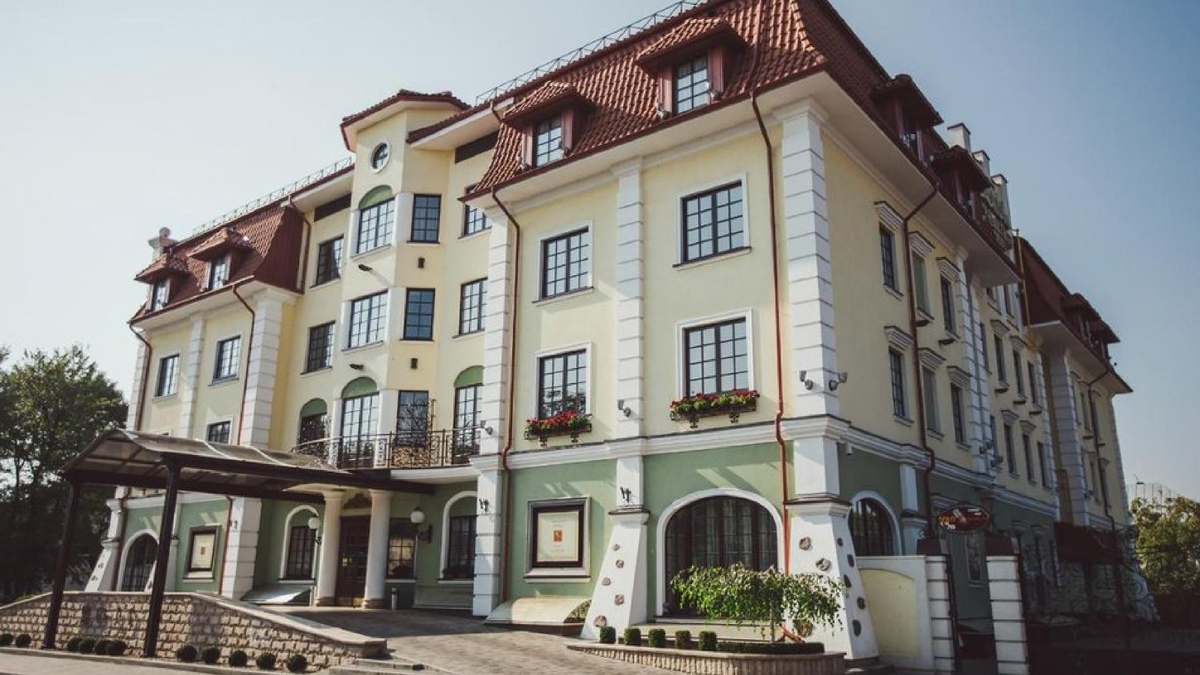 Фото отеля «Эрмитаж» в Бресте 