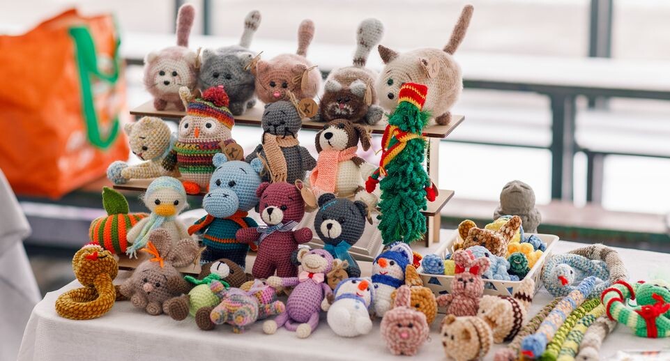    Ярмарка на празднике «Рождественские узоры» в парке имени Л. Н. Толстого в Химках / Медиасток.рф