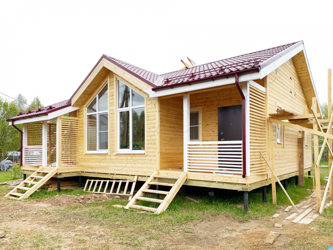 Дом в деревне Вельево