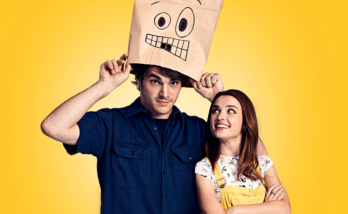 Кинотерапия, как и книготерапия (бибилиотерапия) относятся к когнитивно-поведенческой арт-терапии и имеют доказанную эффективность использования в помощи людям. Если у человека "на голове пакет", то просмотр кино потенциально позволит со стороны увидеть проблему и снять с себя ненужную упаковку, шелуху, чтобы полюбить себя. Об этом в книге "Кинотерапия для души: Как полюбить себя".