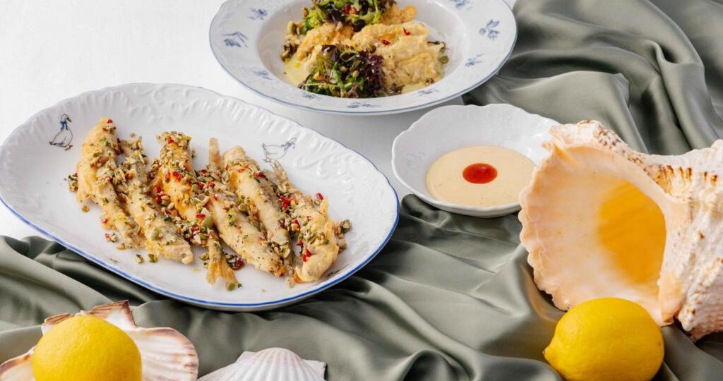 Корюшка в ресторанах Петербурга 2025